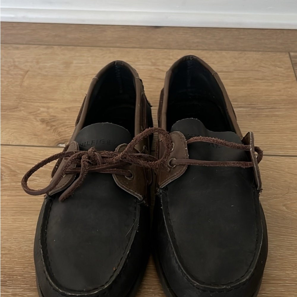 Tommy Hilfiger Brown Boat Shoes with Leather Laces